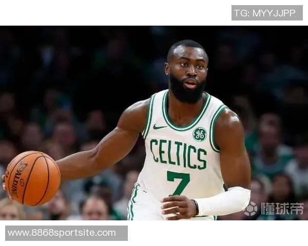 布朗谈中距离命中率领先：找到舒适区助力其他投篮更轻松