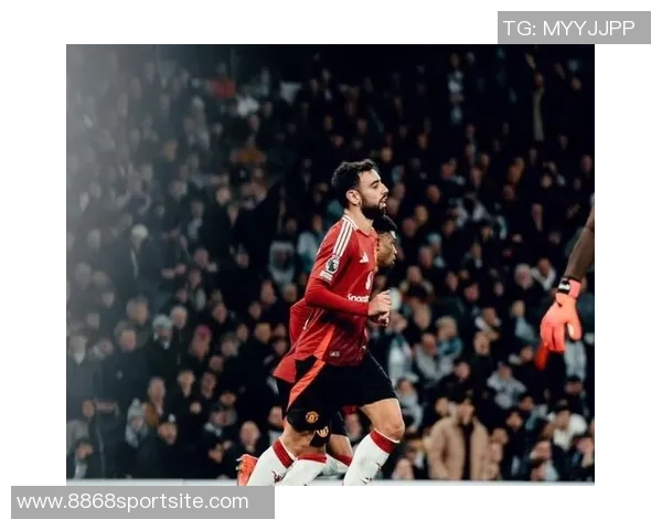 B费加盟曼联后英超进球数达66球成为中场球员之最